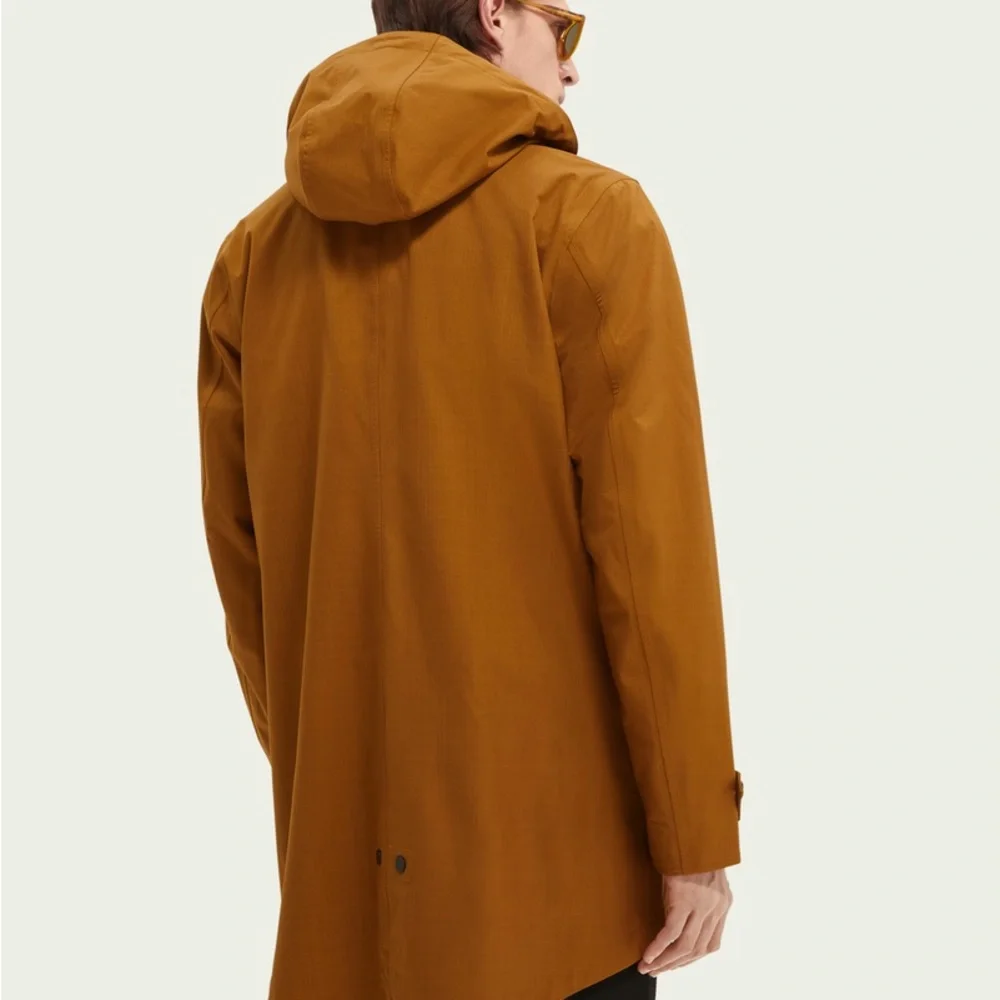 Scotch & Soda Brown Raincoat with Hood and Zipper - Picture 11 of 15